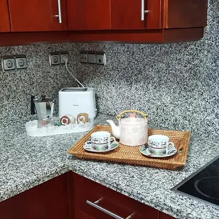 Adorable Iv, Luminoso Apartamento Turístico *